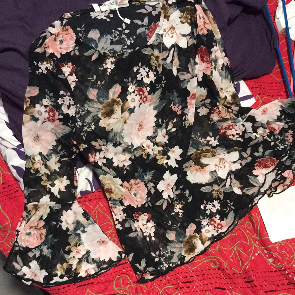 Floral top